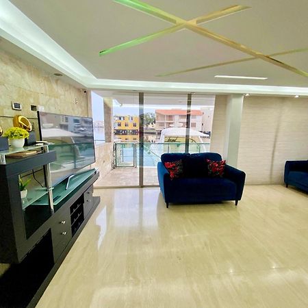 Hermosa Lujosa Y Moderna Casa Bote De 4 Habitaciones Con Piscina プエルト・ラ・クルス エクステリア 写真
