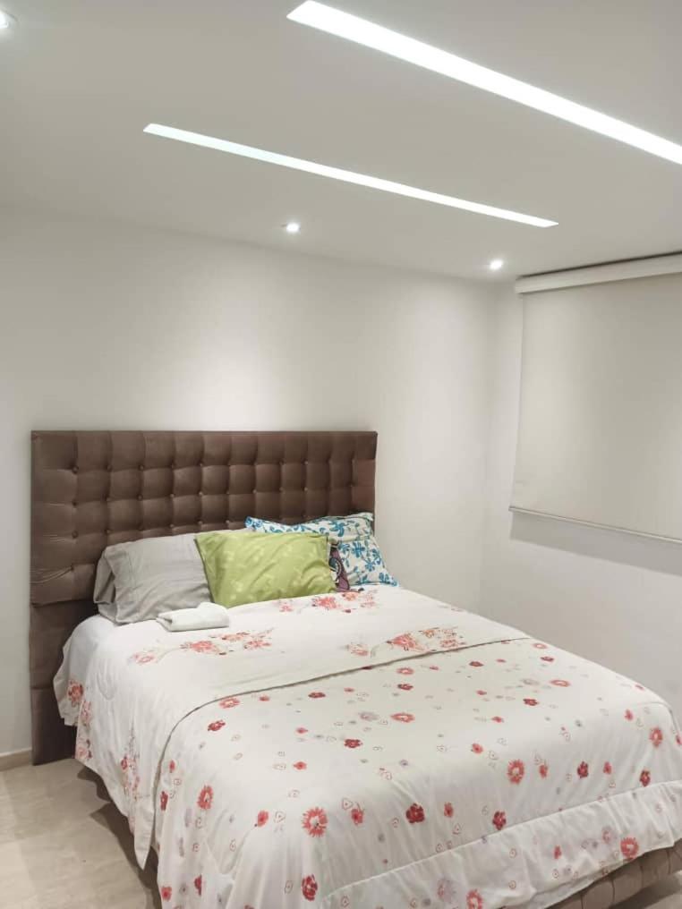 Hermosa Lujosa Y Moderna Casa Bote De 4 Habitaciones Con Piscina プエルト・ラ・クルス エクステリア 写真