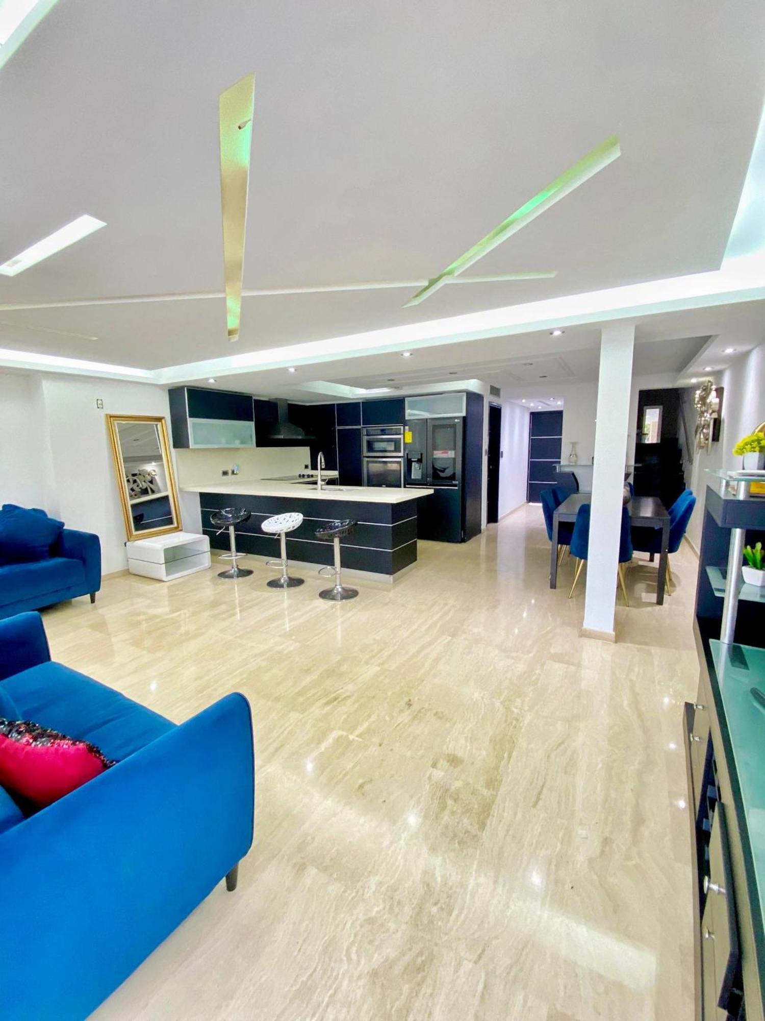 Hermosa Lujosa Y Moderna Casa Bote De 4 Habitaciones Con Piscina プエルト・ラ・クルス エクステリア 写真