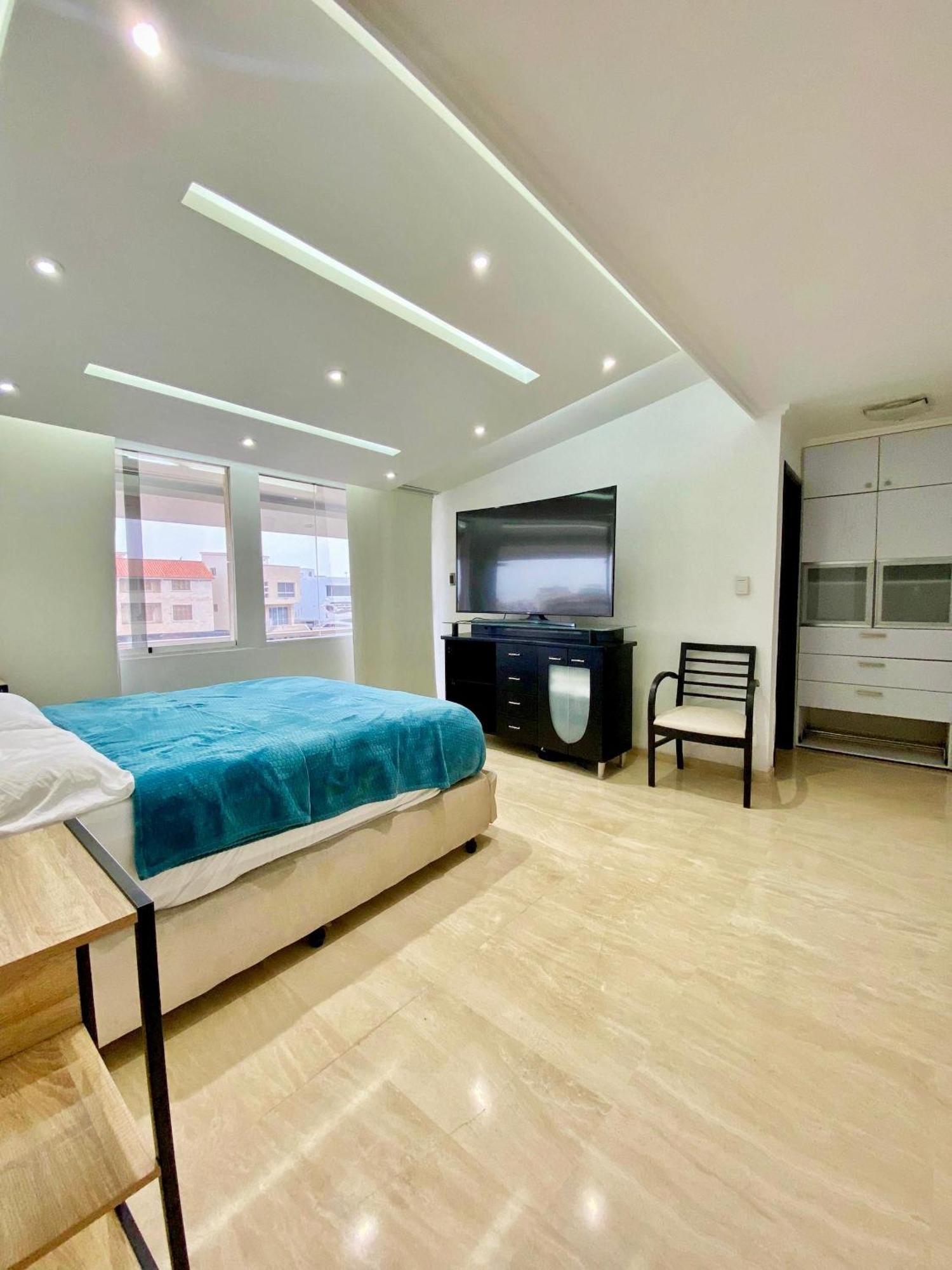 Hermosa Lujosa Y Moderna Casa Bote De 4 Habitaciones Con Piscina プエルト・ラ・クルス エクステリア 写真